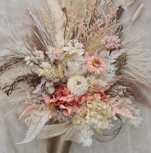 Load image into Gallery viewer, Boho blush everlasting flower arrangement
