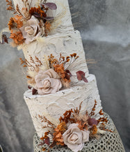 Load image into Gallery viewer, Rustic style cake flowers for 3 tier cake
