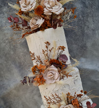 Load image into Gallery viewer, Rustic style cake flowers for 3 tier cake
