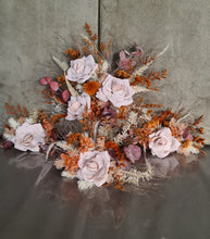 Load image into Gallery viewer, Rustic style cake flowers for 3 tier cake
