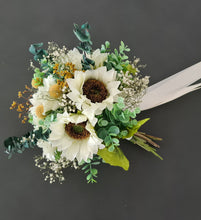 Load image into Gallery viewer, White sunflowers bridal bouquet &amp; buttonhole – Elopement set
