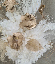 Load image into Gallery viewer, Designer perfume box Everlasting preserved flowers neutral &amp; gold
