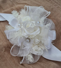 Load image into Gallery viewer, Everlasting flowers / pearls School formal Set - Corsage, buttonhole &amp; hair comb
