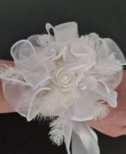 Load image into Gallery viewer, Everlasting flowers / pearls School formal Set - Corsage, buttonhole &amp; hair comb
