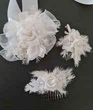 Load image into Gallery viewer, Everlasting flowers / pearls School formal Set - Corsage, buttonhole &amp; hair comb
