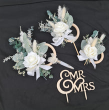 Load image into Gallery viewer, Everlasting flowers - triple cake toppers / rings - neutral &amp; green incl Mr &amp; Mrs sign
