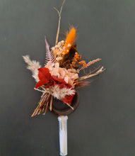 Load image into Gallery viewer, Preserved flowers - triple cake toppers / rings - rustic orange incl Mr &amp; Mrs sign
