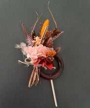 Load image into Gallery viewer, Preserved flowers - triple cake toppers / rings - rustic orange incl Mr &amp; Mrs sign
