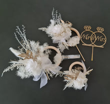 Load image into Gallery viewer, Preserved flowers - triple cake toppers / rings - White &amp; gold w roses incl Mr &amp; Mrs sign
