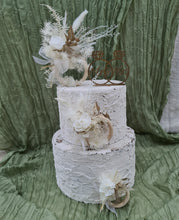 Load image into Gallery viewer, Preserved flowers - triple cake toppers / rings - White &amp; gold w roses incl Mr &amp; Mrs sign
