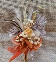 Load image into Gallery viewer, Unique preserved flowers bridal bouquet &amp; buttonhole – Rustic Elopement Set
