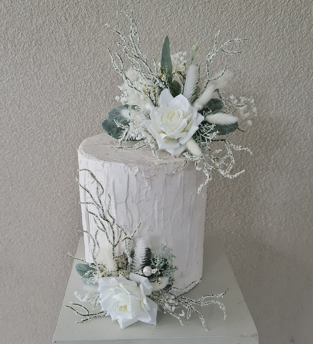 Frosty green & white / neutral double everlasting flowers cake topper