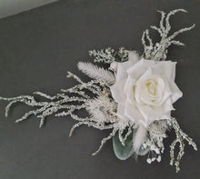 Load image into Gallery viewer, Frosty green &amp; white / neutral double everlasting flowers cake topper
