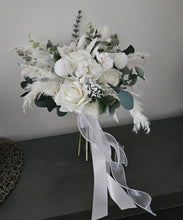 Load image into Gallery viewer, White &amp; green Elopement Set – Bouquet and buttonhole
