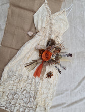 Load image into Gallery viewer, Everlasting flowers rustic deep orange rose rusty hydrangeas Elopement set - Bridal bouquet and buttonhole
