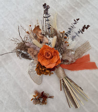 Load image into Gallery viewer, Everlasting flowers rustic deep orange rose rusty hydrangeas Elopement set - Bridal bouquet and buttonhole
