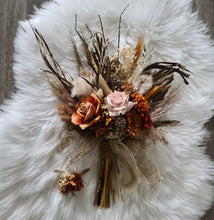 Load image into Gallery viewer, Everlasting flowers rustic orange &amp; blush Elopement set - Bridal bouquet and buttonhole
