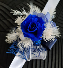 Load image into Gallery viewer, Blue &amp; white preserved flowers corsage w mini rose - School formal / wedding
