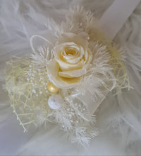 Load image into Gallery viewer, Yellow &amp; white preserved flowers corsage w mini rose - School formal / wedding
