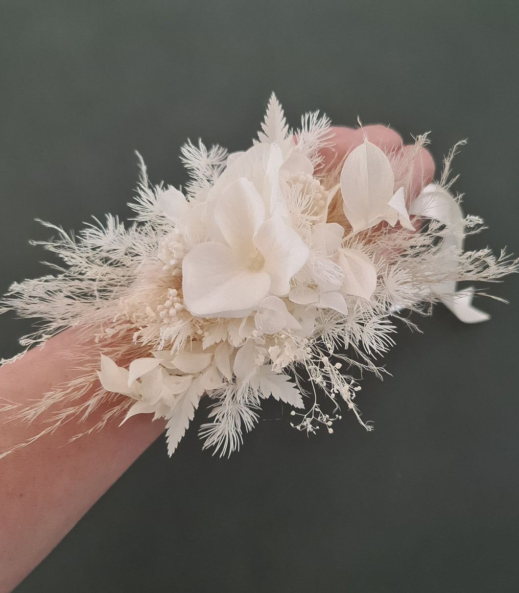 Preserved flowers boho corsage in neutral – School formal / wedding