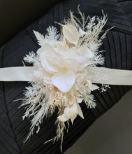 Load image into Gallery viewer, Preserved flowers boho corsage in neutral – School formal / wedding
