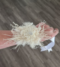 Load image into Gallery viewer, Preserved flowers boho corsage in white &amp; neutral – School formal / wedding
