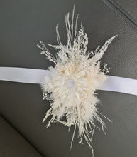 Load image into Gallery viewer, Preserved flowers boho corsage in white &amp; neutral – School formal / wedding
