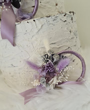 Load image into Gallery viewer, Preserved flowers - triple cake toppers / rings – violet, purple &amp; silver
