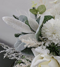 Load image into Gallery viewer, Winter / Christmas vibe bouquet and buttonhole - elopement set
