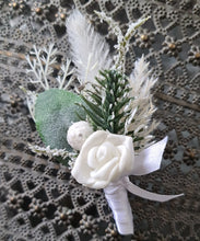 Load image into Gallery viewer, Winter / Christmas vibe bouquet and buttonhole - elopement set
