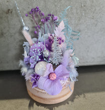 Load image into Gallery viewer, Preserved flowers Mini Christmas glass dome – Pastel
