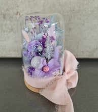 Load image into Gallery viewer, Preserved flowers Mini Christmas glass dome – Pastel
