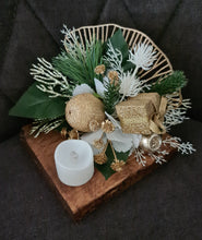 Load image into Gallery viewer, Small Cemetery Grave Christmas decoration w candle XMAS90
