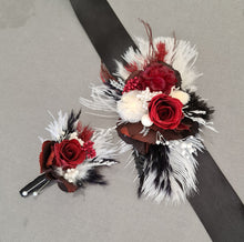 Load image into Gallery viewer, Everlasting flowers school formal corsage &amp; buttonhole
