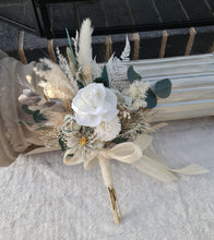 Load image into Gallery viewer, X - Everlasting bridesmaids bouquets  - green &amp; neutral
