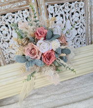 Load image into Gallery viewer, X - Bridal bouquet nude &amp; pastel tones with green
