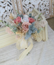 Load image into Gallery viewer, X - Bridal bouquet nude &amp; pastel tones with green
