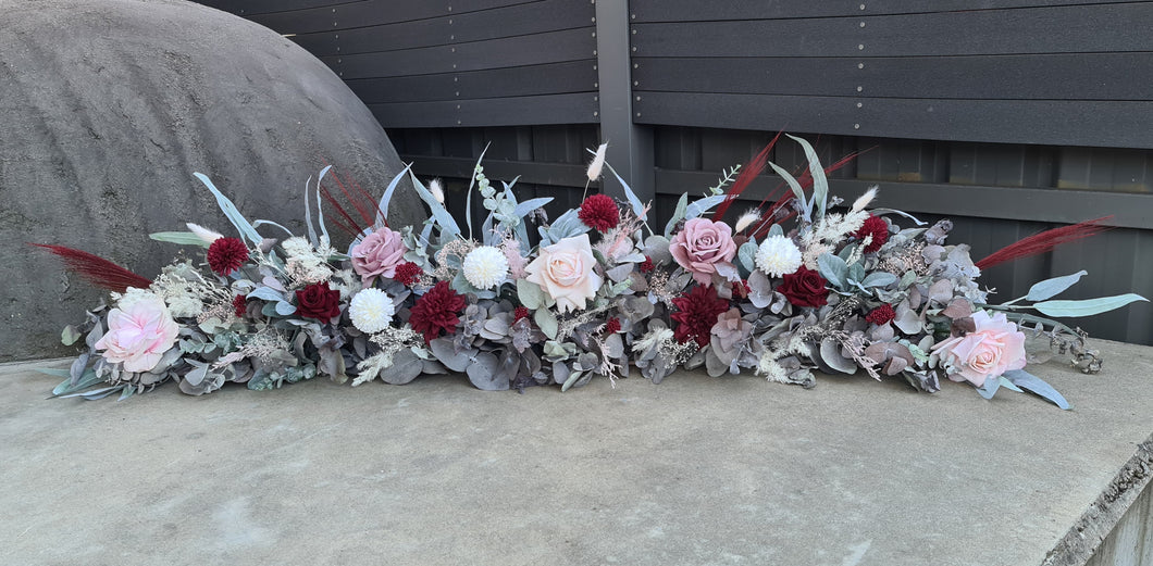 X - Bride & Groom table flowers