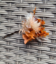 Load image into Gallery viewer, Preserved flowers bobby pins
