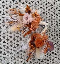 Load image into Gallery viewer, Preserved flowers wedding buttonholes
