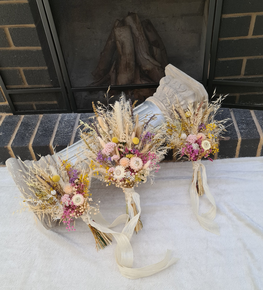 Dry & preserved flowers bridal & bridesmaids bouquets