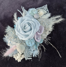 Load image into Gallery viewer, Mother&#39;s shoulder corsage - Shades of blue &amp; lilac with glitter
