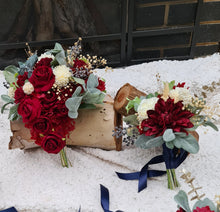 Load image into Gallery viewer, Everlasting bridesmaids bouquets - burgundy
