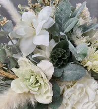 Load image into Gallery viewer, Bridal Bouquet green &amp; white
