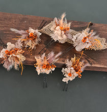 Load image into Gallery viewer, Everlasting flowers rustic bridal bobby pins
