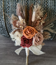 Load image into Gallery viewer, Bridal throw-away bouquet rustic
