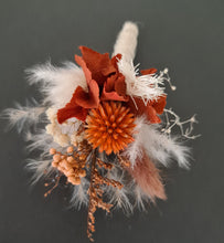 Load image into Gallery viewer, Groomsmen everlasting flowers buttonhole - rustic
