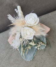 Load image into Gallery viewer, Grooms buttonhole blush &amp; green
