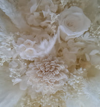 Load image into Gallery viewer, Bridal bouquet fully preserved Large
