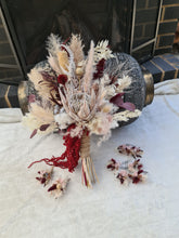 Load image into Gallery viewer, King protea Everlasting flowers bridal bouquet
